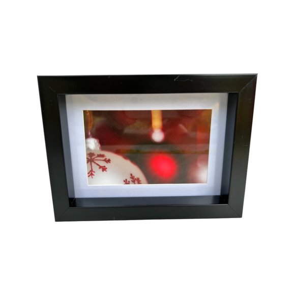 6/$20🌸 Christmas Bauble Print in Black Frame - Picture 7 of 16